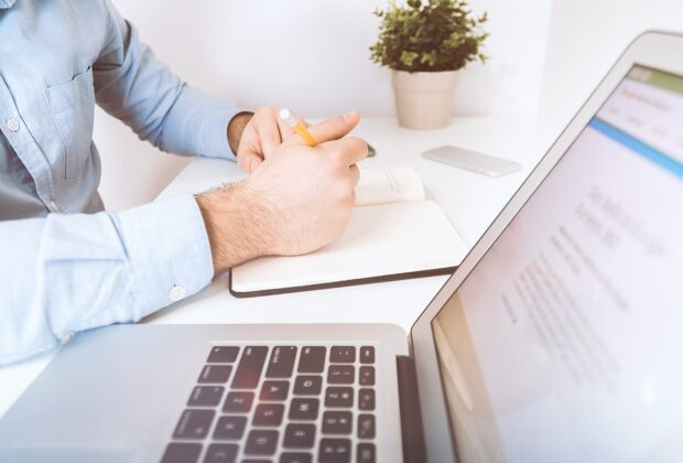 Problemy w firmie – jak może pomóc detektyw?