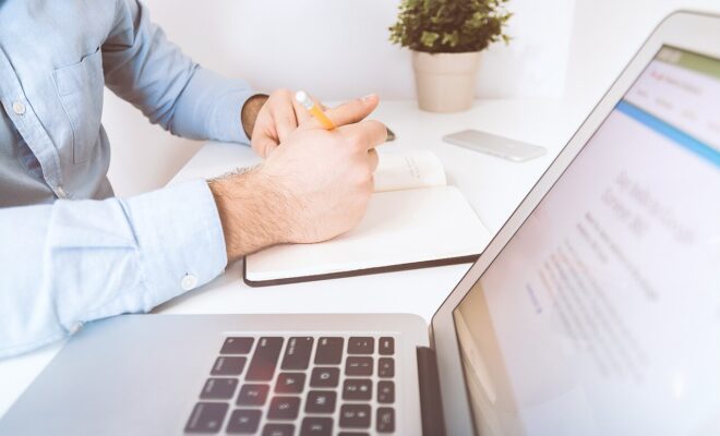 Problemy w firmie – jak może pomóc detektyw?